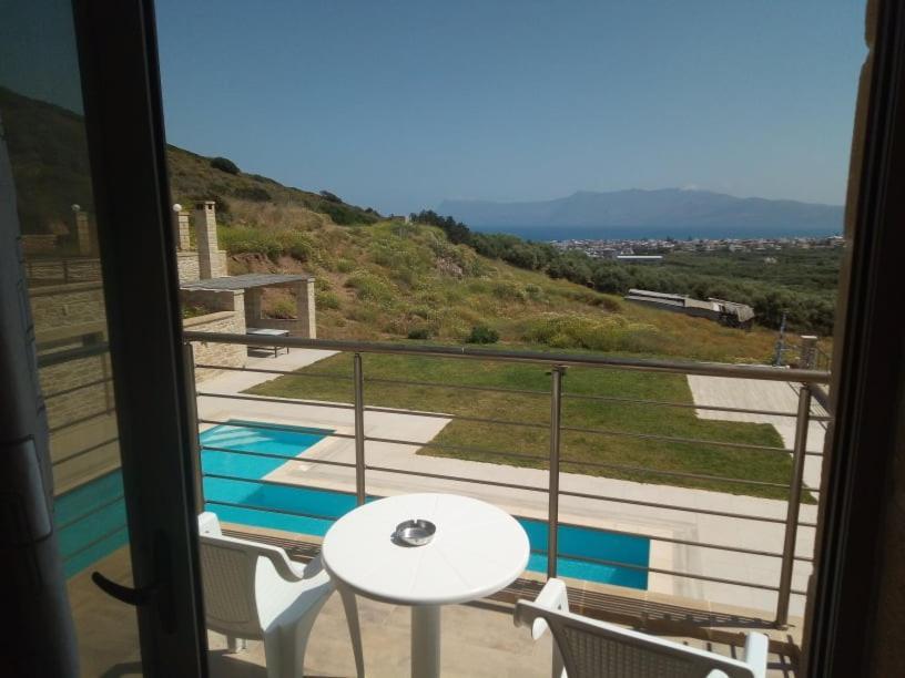 Villa Stylianos retreat Kíssamos Exterior foto